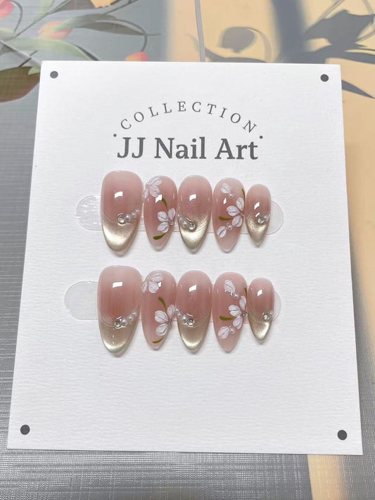 White Petals Cat Eye Hand Painted Press On Nails: Custom Shape Reusable Nail Set