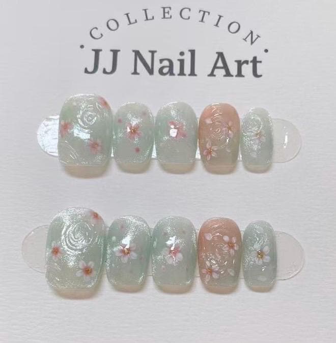 Handmade Petals Ombré Cat Eye Press On Nails: Reusable Set