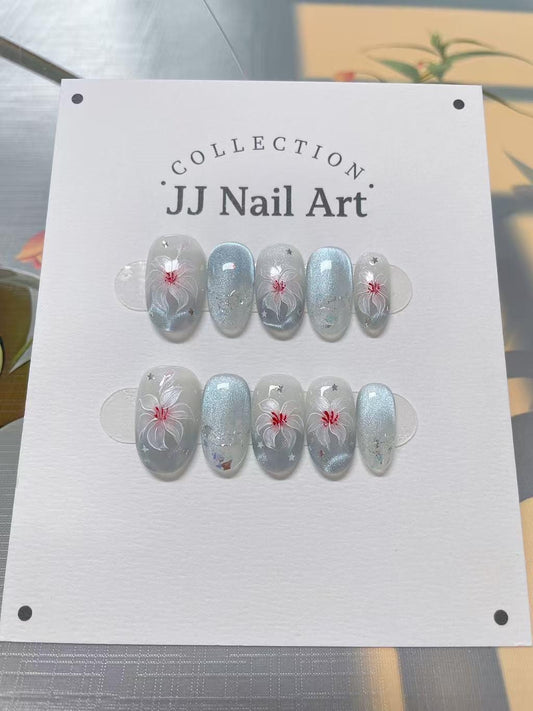 Handmade White Lilies Ombre Press On Nails: Reusable Set