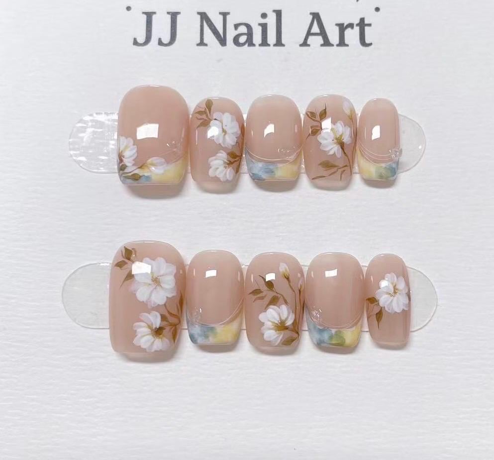 White Flowers French Hand Painted Press On Nails: Custom Shape Reusable Nail Set