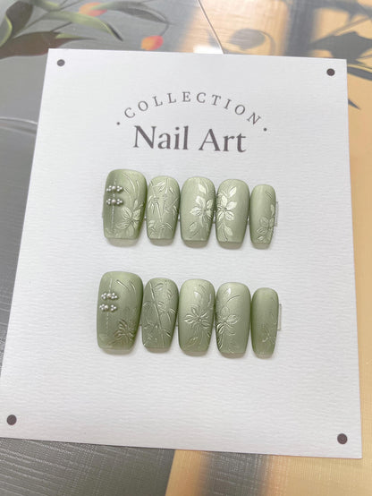 Hand Painted Green Flower Press On Nails: Reusable Faux Nails