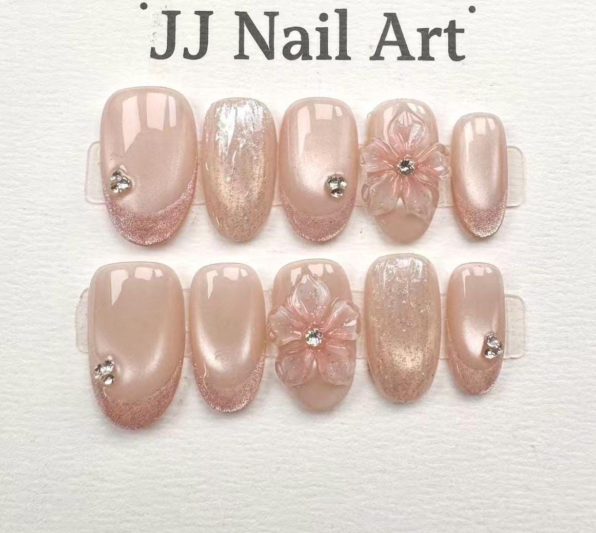 Peach Crystal Petals Press On Nails: Reusable Custom Shape Set