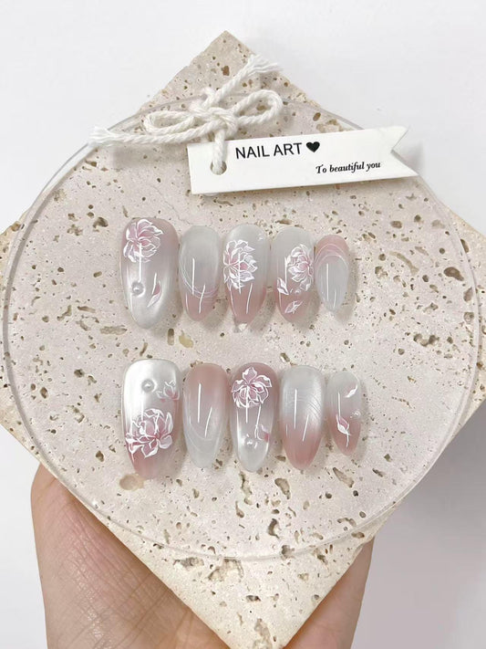 Hand Painted Cat Eye Press On Nails, White Petals, Reusable Nail