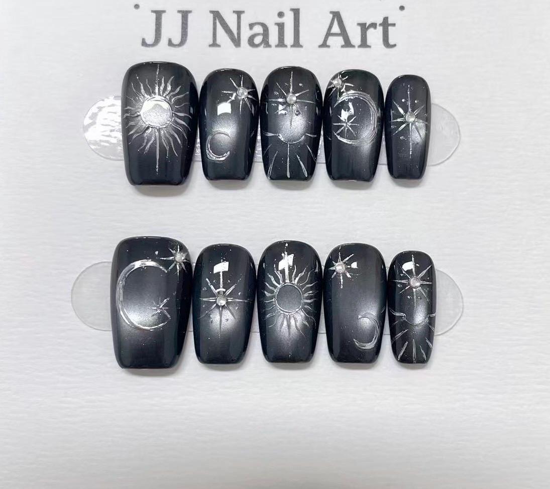 Sun Moon Star Press On Nails: Cat Eye, Reusable Nail Set
