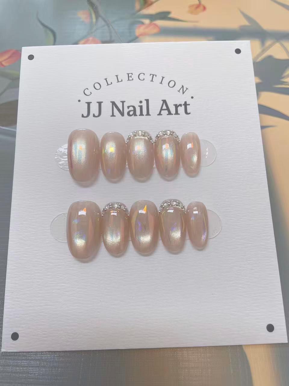 Handmade Diamonds Cat Eye Press On Nails: Reusable Set