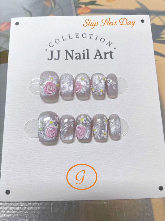Hand-Painted Floral Press On Nails: Reusable Custom Nail Set