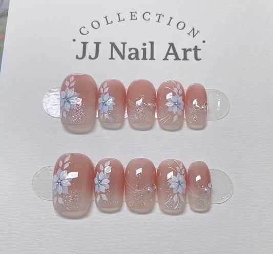 Handmade White Petals Glitters Press On Nails: Reusable Set