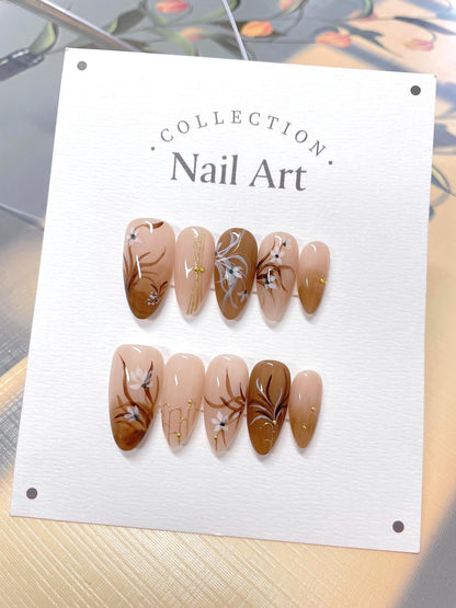 Hand Painted Flower Press On Nails: Elegant Reusable Faux Nails