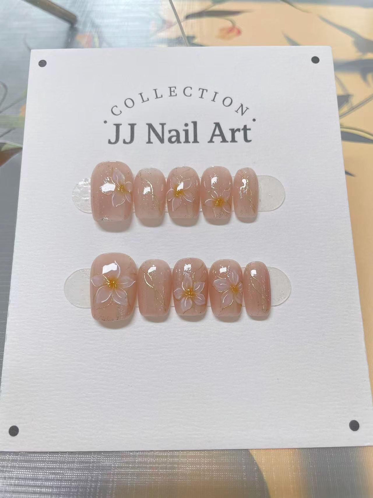 Handmade Gold lines Petals Cat Eye Press On Nails: Reusable Nail Set