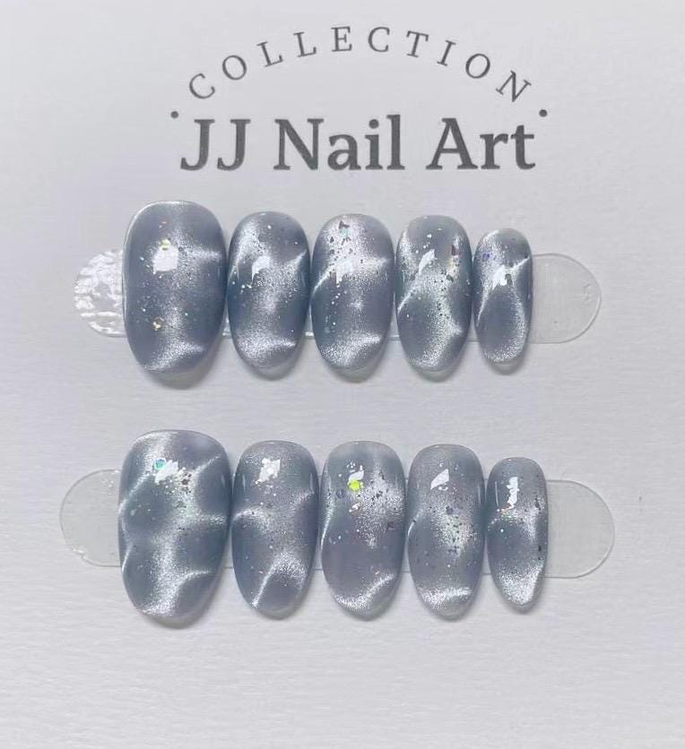 Water Ripples Cat Eye Press On Nails: Custom Shape Reusable Set