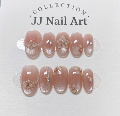 Handmade Gold Lined Floral Press On Nails: Reusable Set