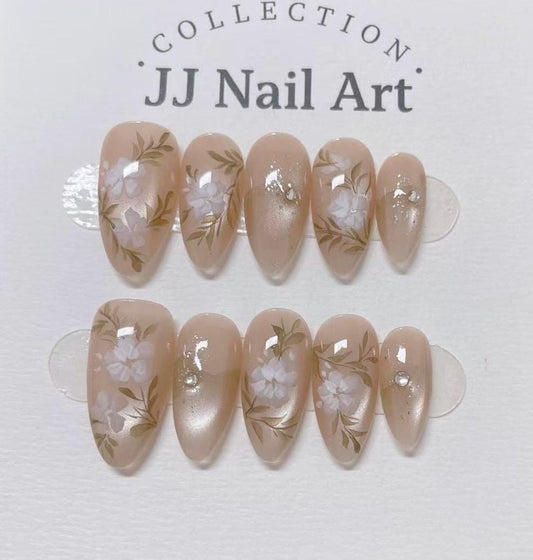 White Flowers Cat Eye Press On Nails: Custom Shape Reusable Set