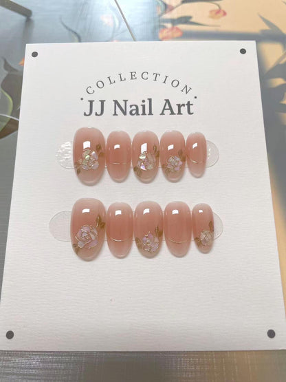 Handmade Pearlescent Flowers Press On Nails: Reusable Set