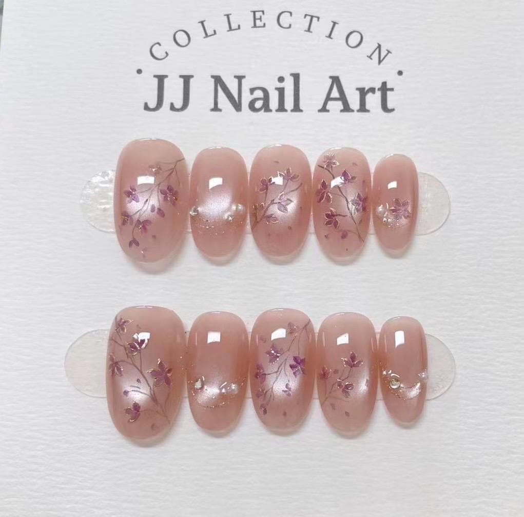 Handmade Purple Flowers Press On Nails: Reusable Set