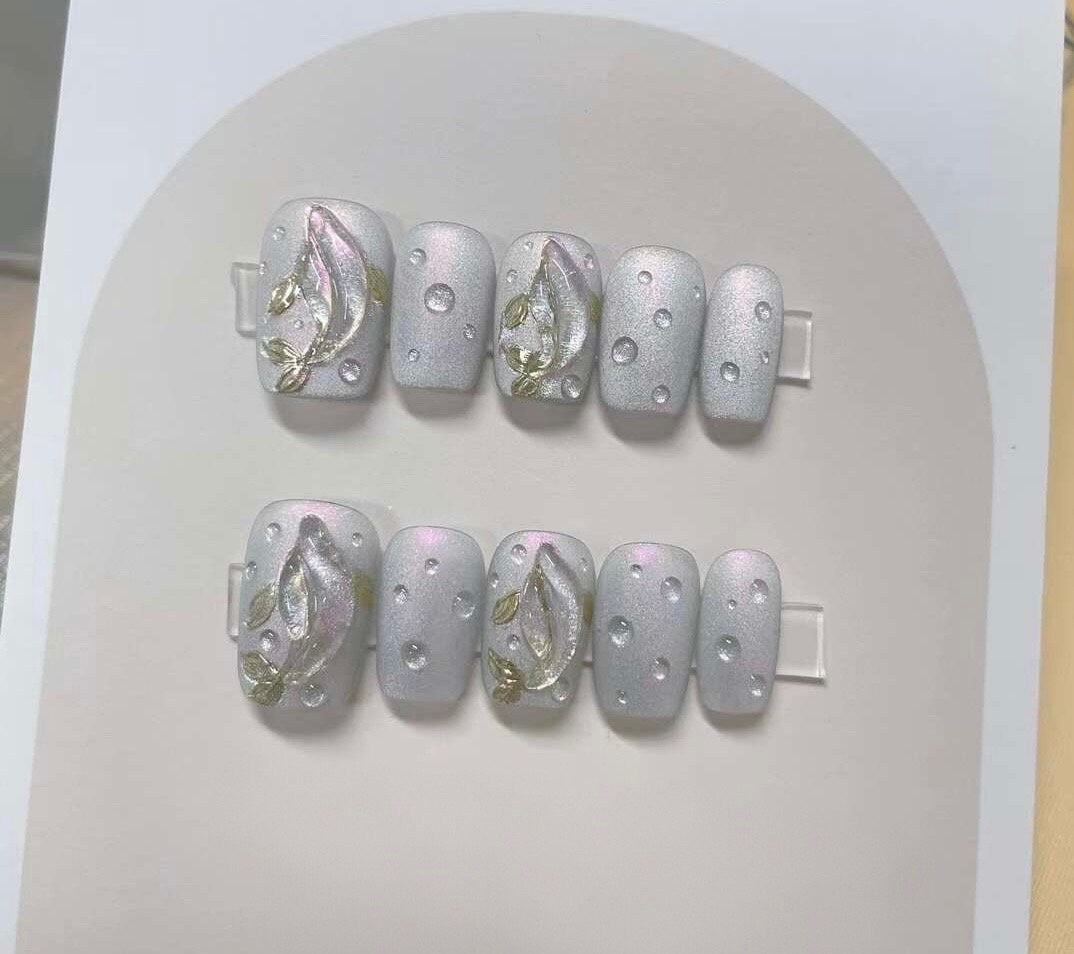 Handmade Iridescent Press On Nails: Reusable Gel Faux Nails