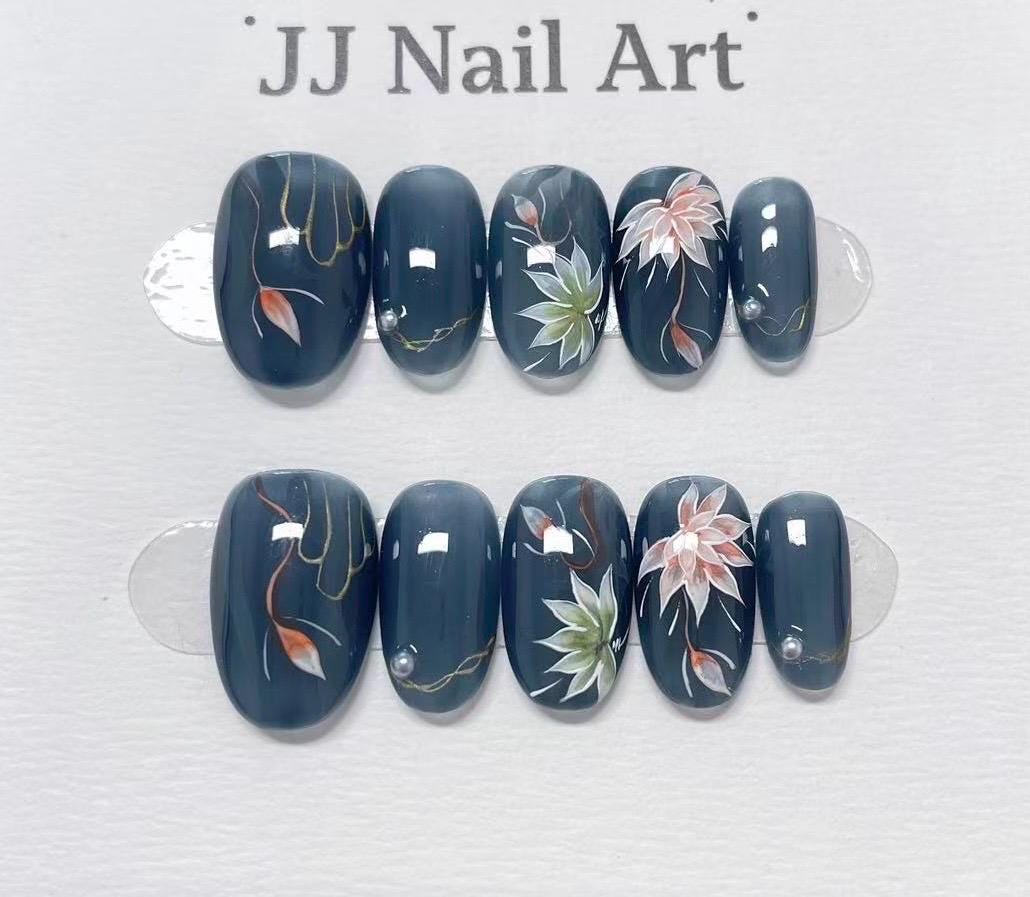 Water Lilies Hand Painted Press On Nails: Custom Shape Reusable Nail Set