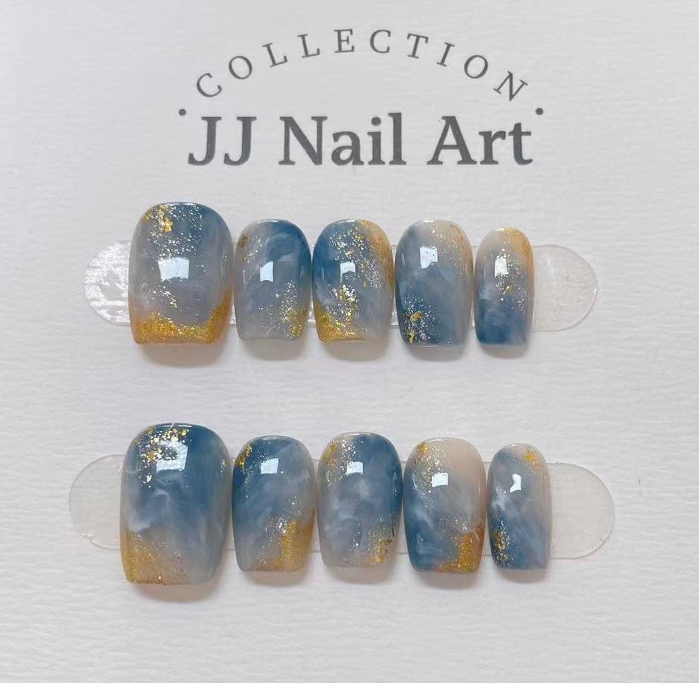 Handmade Blue Smudge Press On Nails: Reusable Set
