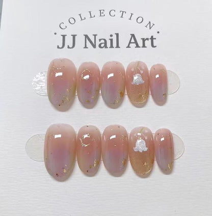Handmade White Flowers Ombre Press On Nails: Reusable Nail Set