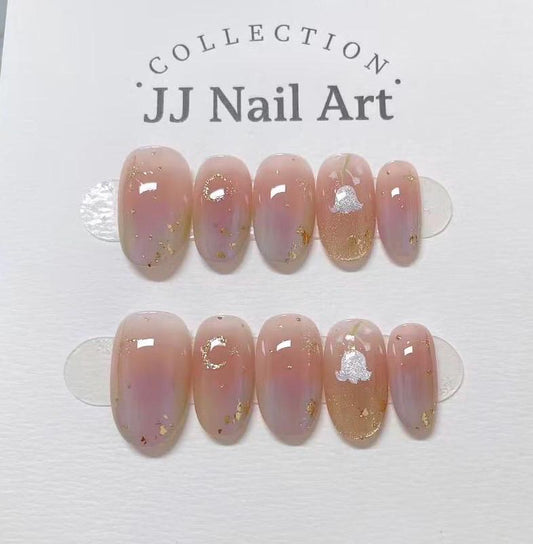 Handmade White Flowers Ombre Press On Nails: Reusable Nail Set