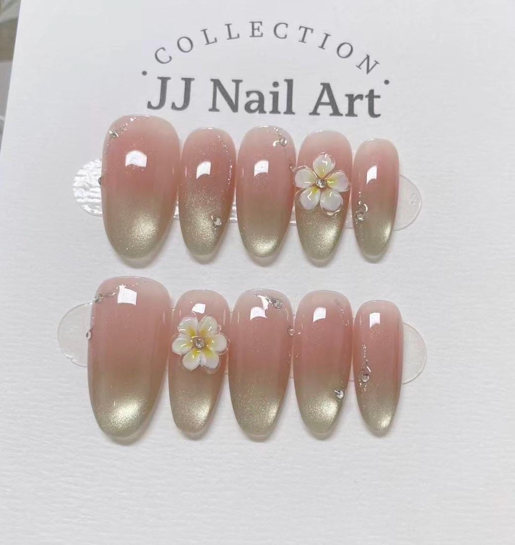 3D Handmade Petals Ombre Press On Nails: Custom Shape Reusable Set