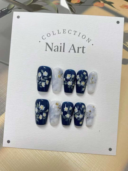 Handmade Floral Press On Nails: Elegant Reusable False Nails