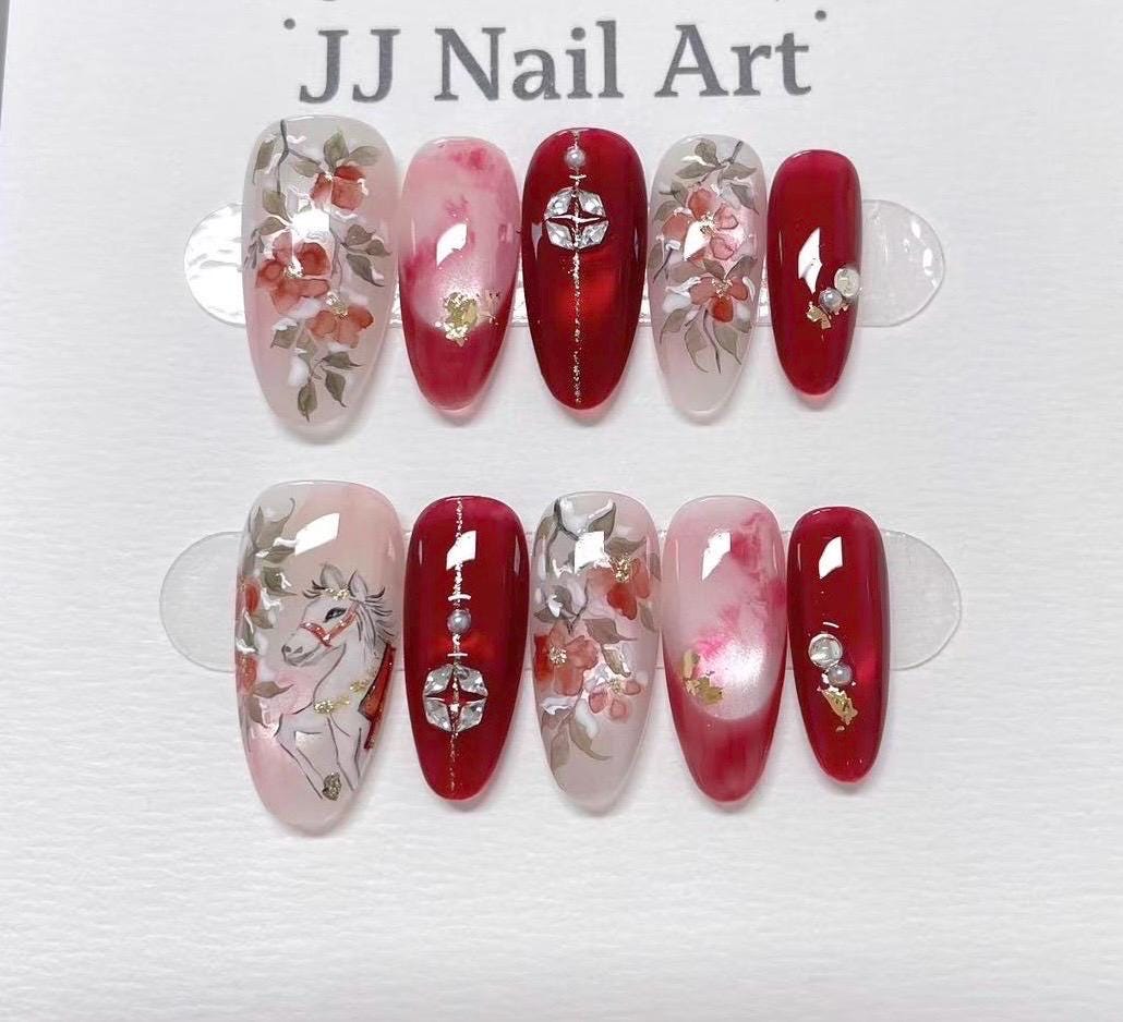 White Horse Cat Eye Hand Painted Press On Nails: Custom Shape Reusable Nail Set