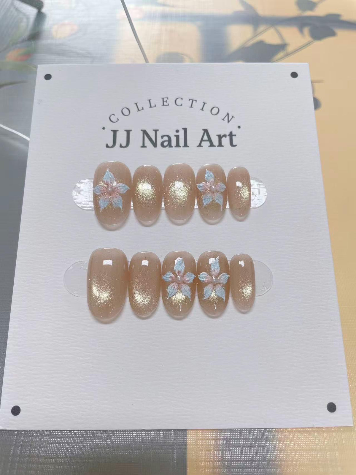 Handmade Ombré Petals Cat Eye Press On Nails: Reusable Set