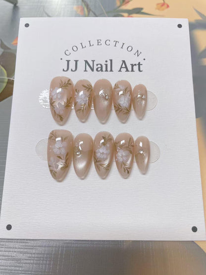 White Flowers Cat Eye Press On Nails: Custom Shape Reusable Set
