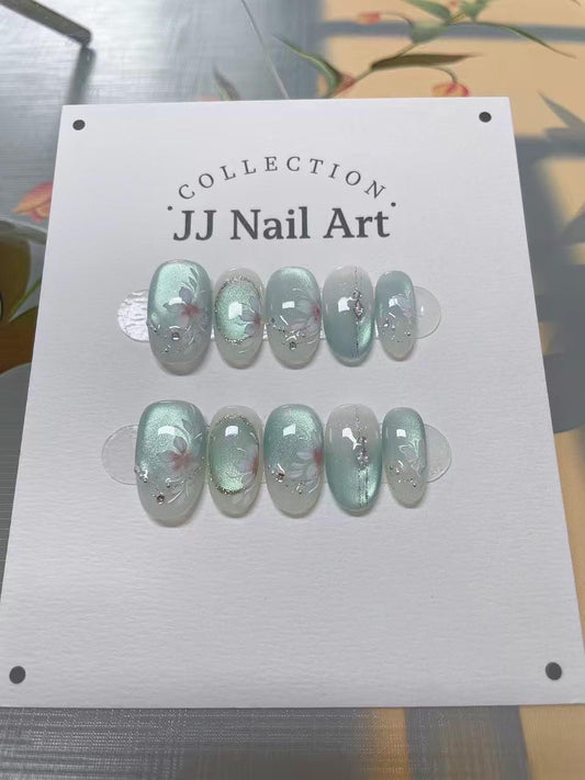 Hand Painted Crystal Nlue Cat Eye Petals Press On Nails: Reusable Set