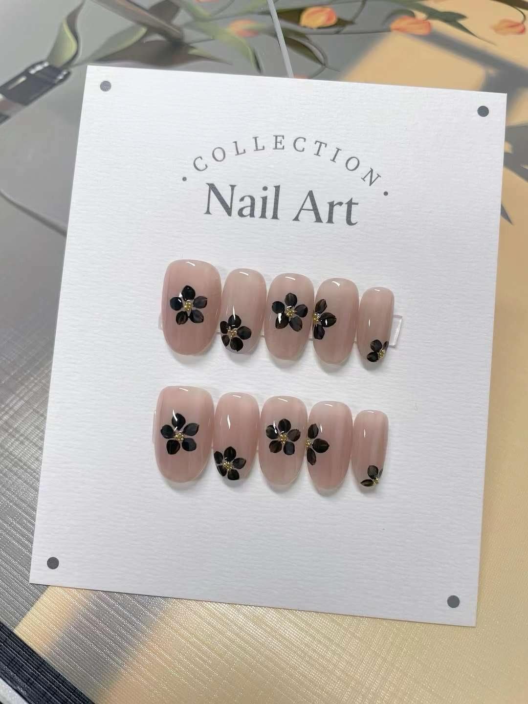 Handmade Honeybee Press On Nails: Reusable Gel Fake Nails