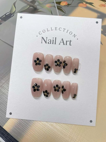 Handmade Honeybee Press On Nails: Reusable Gel Fake Nails