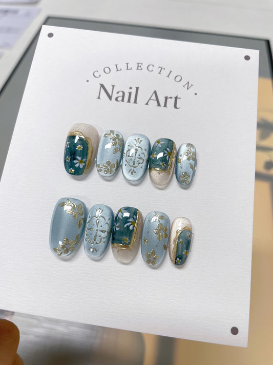 Vintage Floral Blue Cat Eye Press On Nails: Hand-Painted Reusable Faux Nails