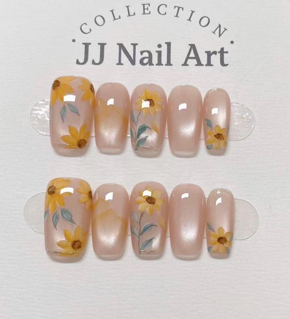 Handmade Sun Flowers Cat Eye Press On Nails: Reusable Set