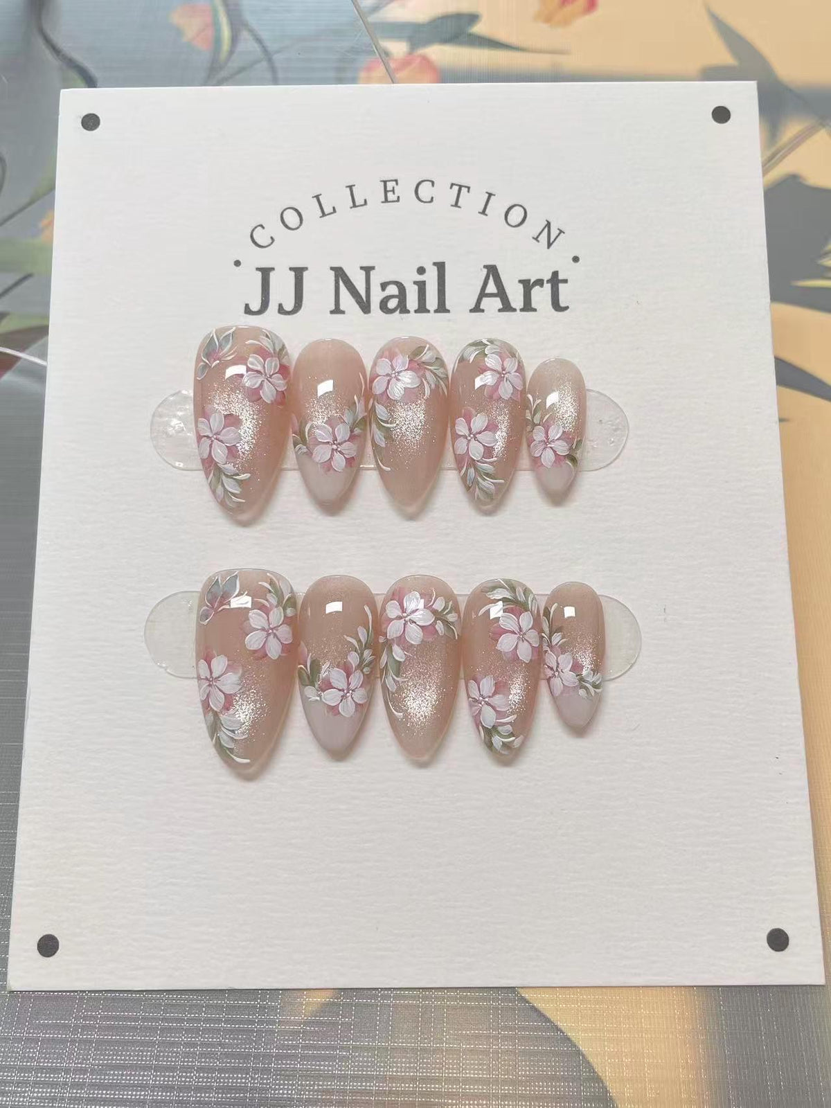 Handmade Blooming Flowers Cat Eye Petals Press On Nails: Reusable Set