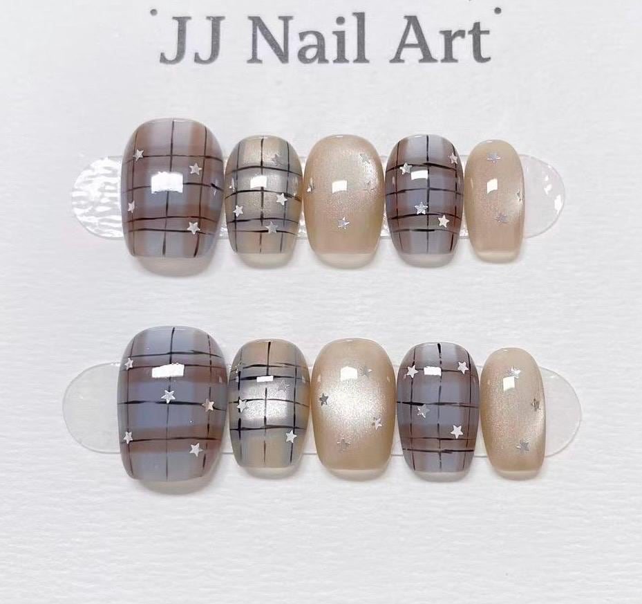 Cat Eye Plagued Press On Nails: Custom Shape Reusable Nail Set