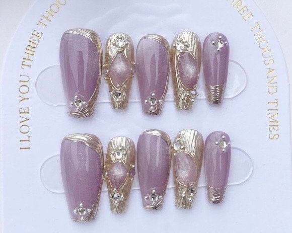 Falling Cherry Blossom Press On Nails: 3D Gel, Medium Coffin