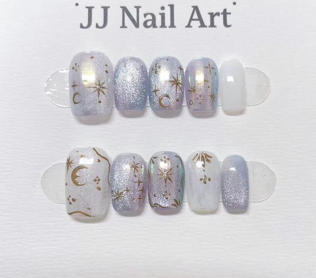 Pretty Pearlescent Hand Painted Press On Nails: Custom Shape Reusable Nail Set