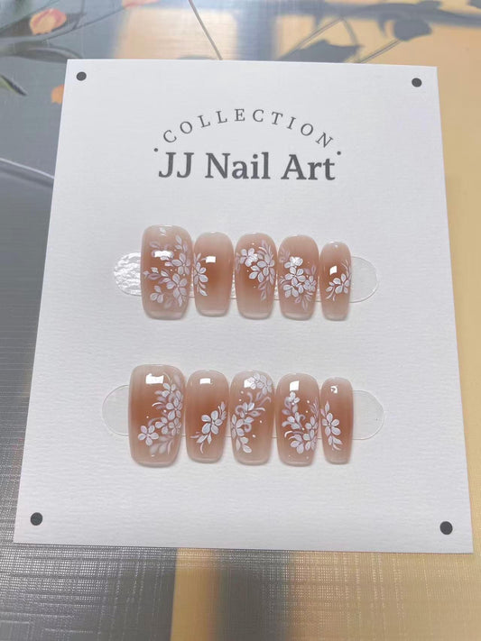 White Flower Press On Nails: Hand Painted Reusable Fake Nails