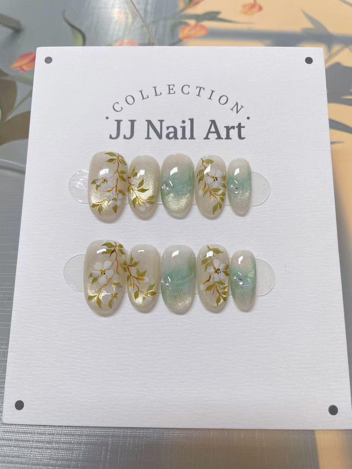 Handmade Flowers Green Smudge Press On Nails: Reusable Set