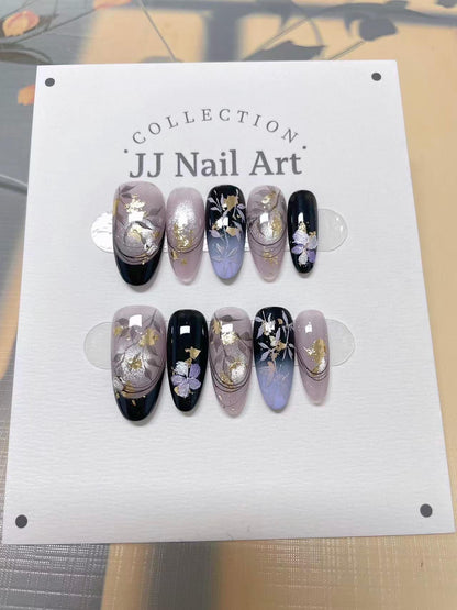 Gold Foils Hand Painted Press On Nails: Custom Shape Reusable Nail Set