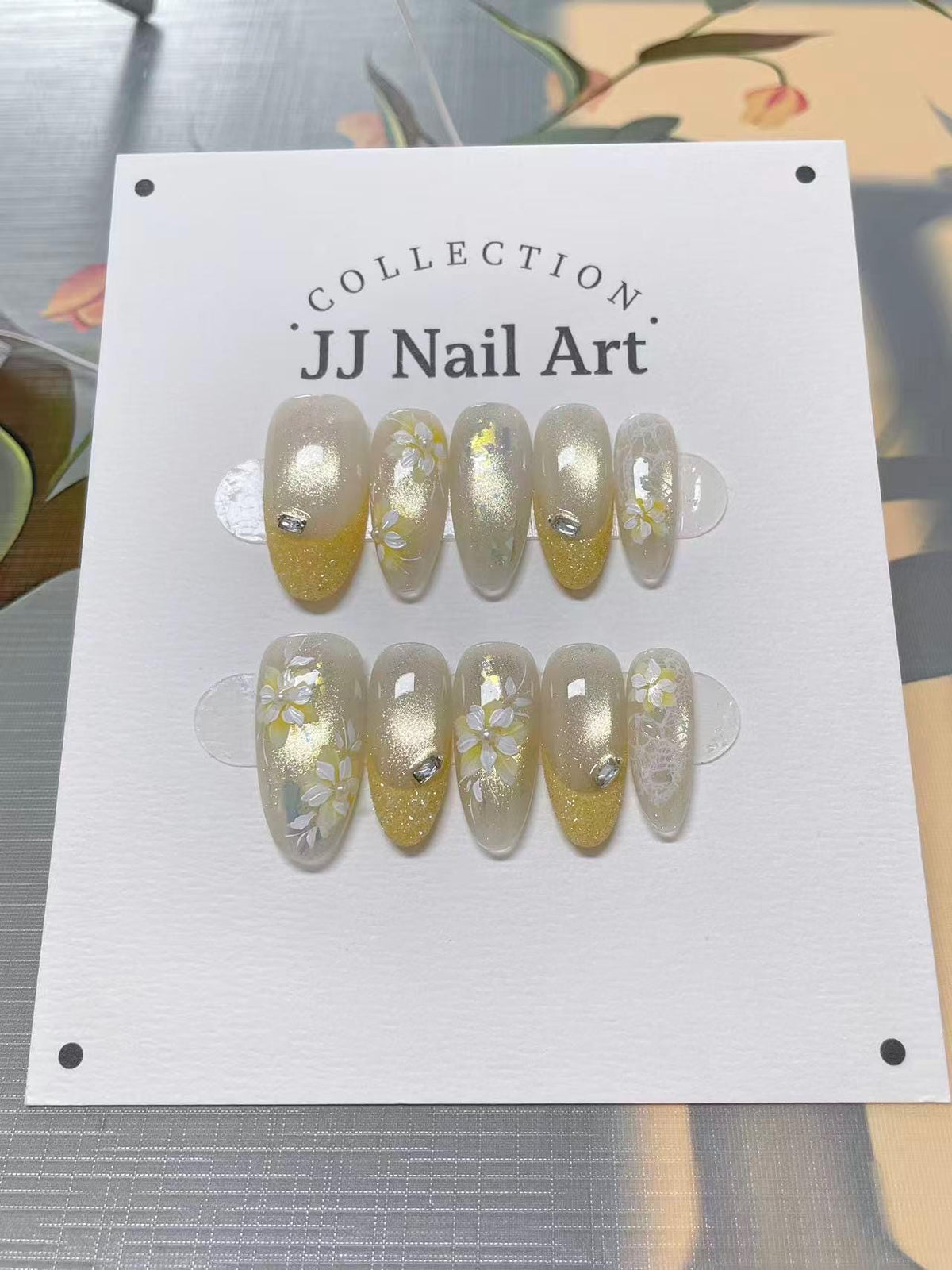 Handmade Yellow Glitters French Petals Press On Nails: Reusable Set