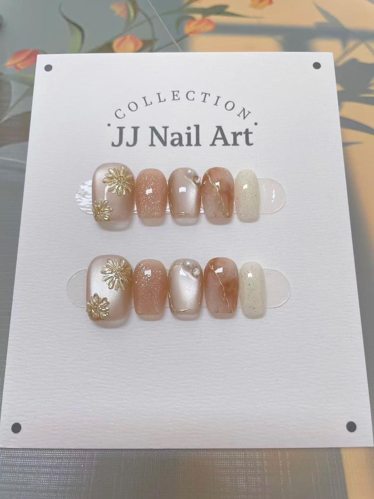 Handmade Golden Petals Cat Eye Press On Nails: Reusable Set